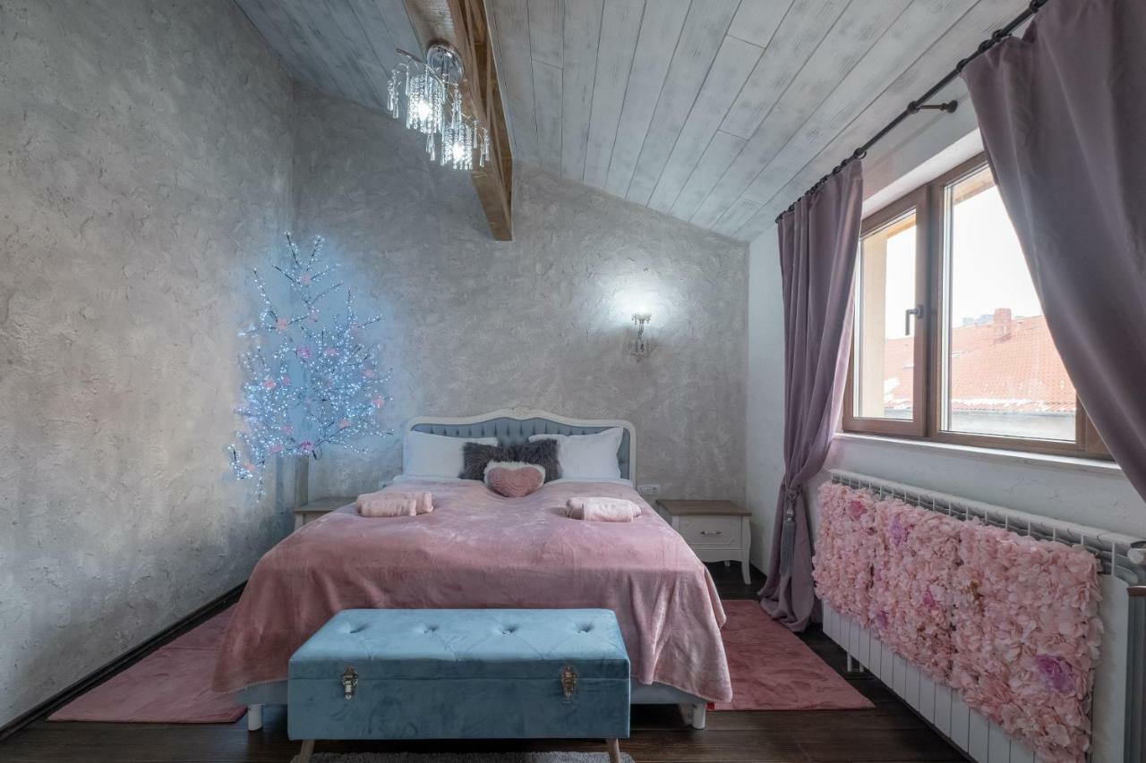 1-bedroom Designer On Hristo Belchev Str Apartament *