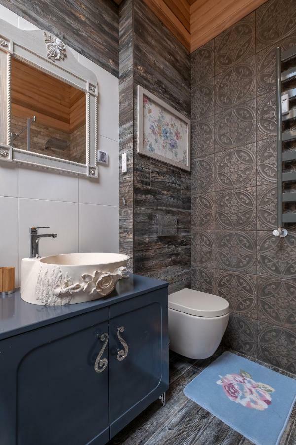 Dream - Designer One Bedroom On Hristo Belchev *